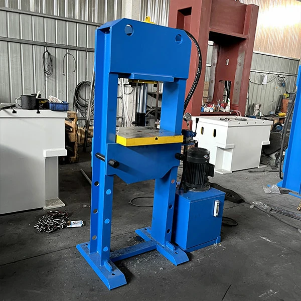 gantry-hydraulic-press-left-side-view Manual gantry hydraulic press left side view, compact structure for bearing and shaft assembly operations