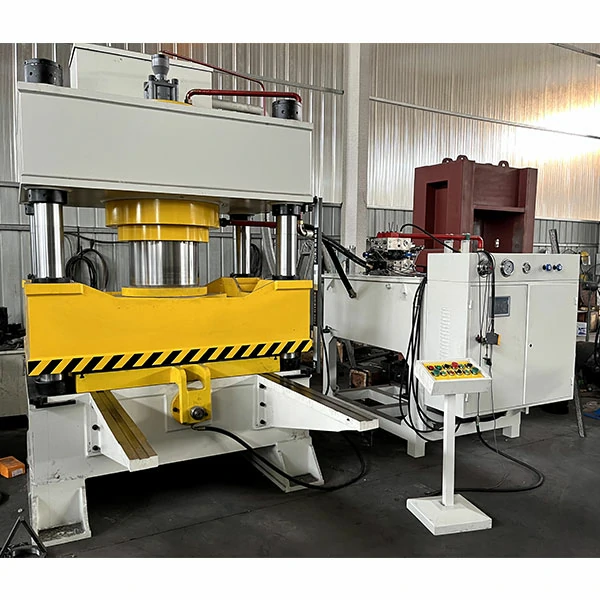 500 Ton Four Column Hydraulic Press with Movable Worktable for Heavy Metal Forming 2 500 ton four column hydraulic press with movable worktable