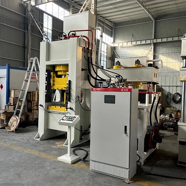800 Ton Closed Frame Hydraulic Press for Composite & Metal Forming 3 800 ton closed frame hydraulic press machine overview