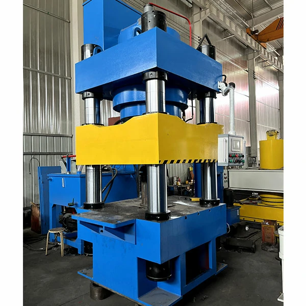800 Ton Four Column Hydraulic Press for Large Part Forming 2 800 ton four column hydraulic press panoramic overview