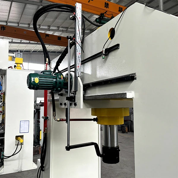 100 ton gantry hydraulic press movable cylinder